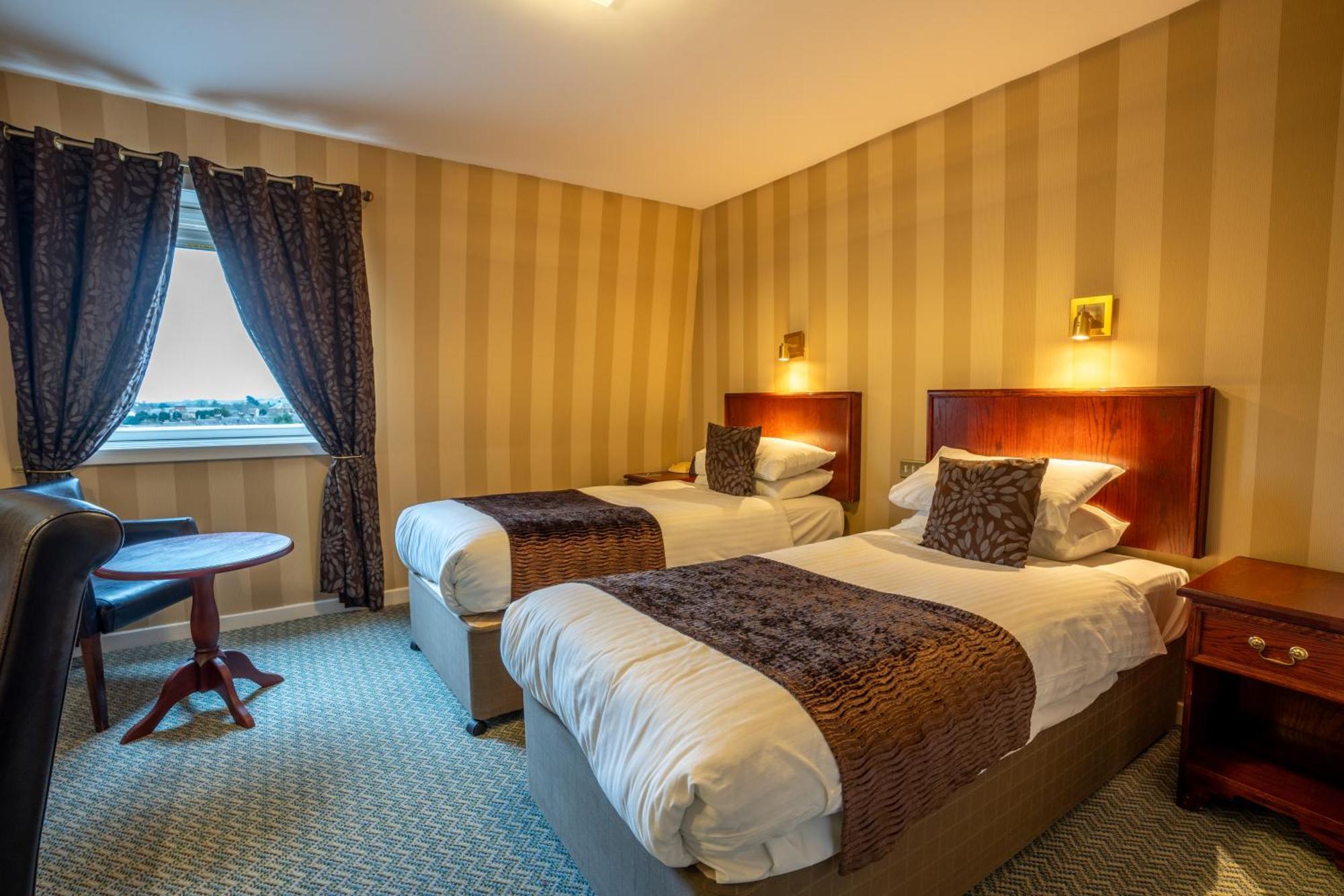 Cairndale Hotel & Spa Дамфріс Екстер'єр фото